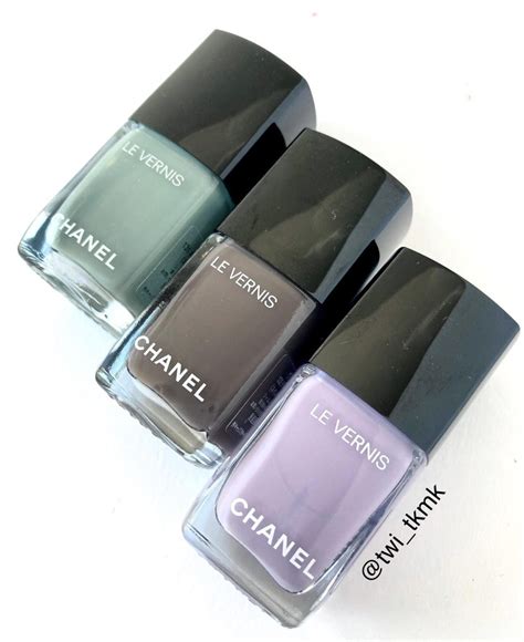 Smalto per unghie Chanel Le Vernis 